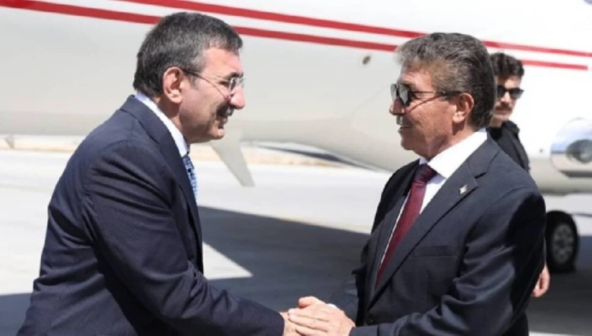 CUMHURBAŞKANI YARDIMCISI CEVDET YILMAZ, KKTC’YE GELDİ