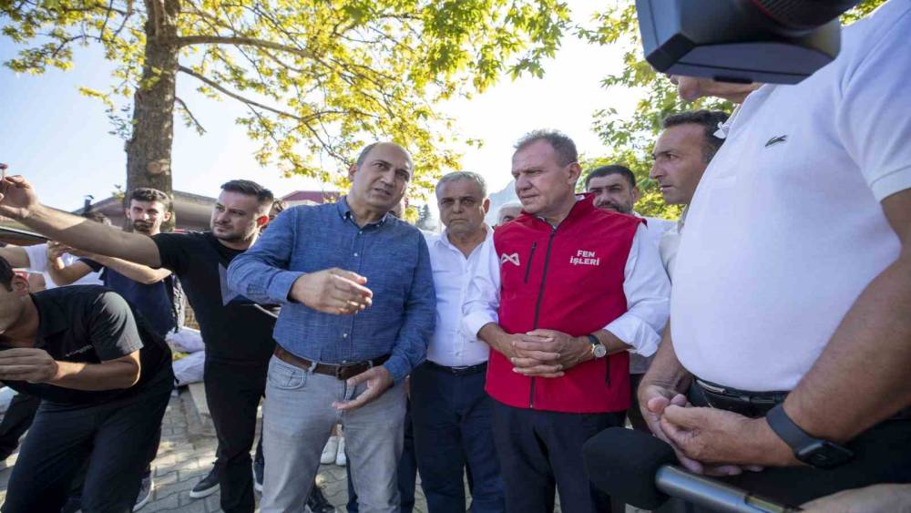 BAŞKAN SEÇER, KATLI OTOPARK VE PAZAR YERİ İNŞAATINI İNCELEDİ