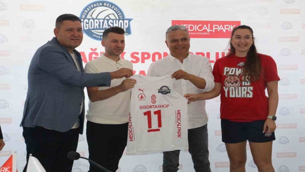 MURATPAŞA’NIN SULTANLARINA SAĞLIK SPONSORU MEDİCAL PARK OLDU