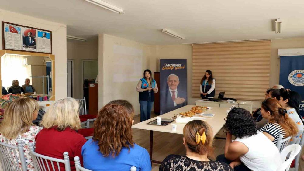AKDENİZLİ AİLELERE ’EBEVEYN TUTUMLARI’ SEMİNERİ