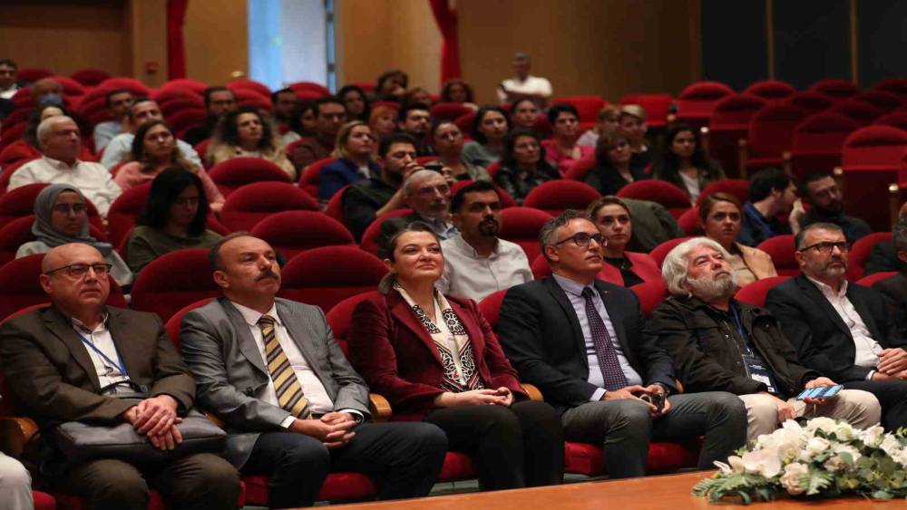 ANTALYA DİJİTAL ŞEHİR OLMA YOLUNDA İLERLİYOR