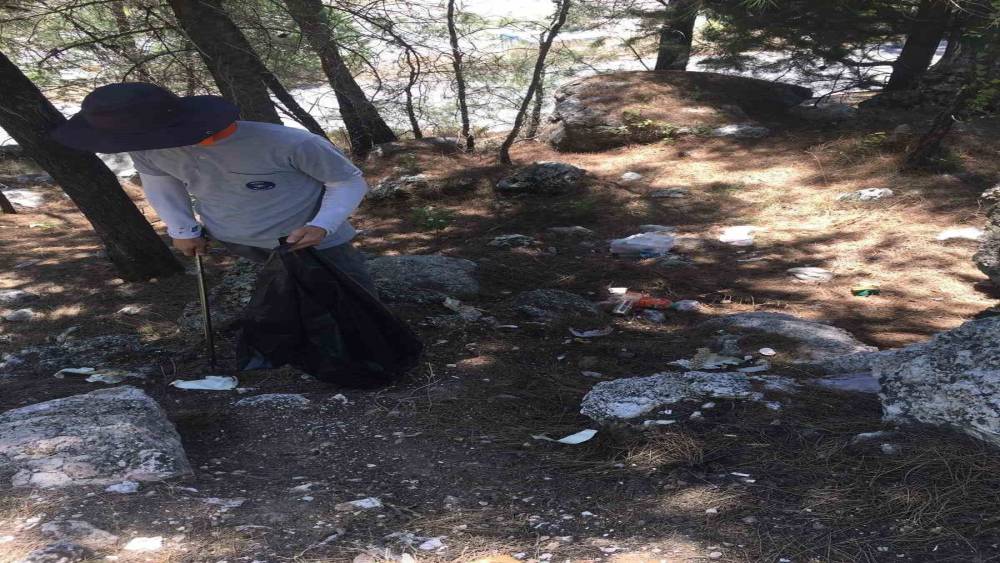 KEMER BELEDİYESİ’NDEN KIRSAL KESİMLERDE TEMİZLİK ÇALIŞMASI