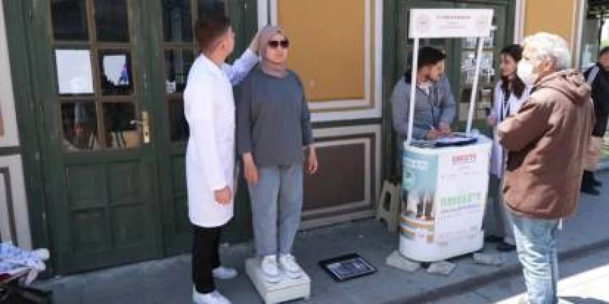 KİLO KONTROLÜNDE SAĞLIK BAKANI MEMİŞOĞLU'NA SÜRPRİZ! HEMEN UYARI GELDİ