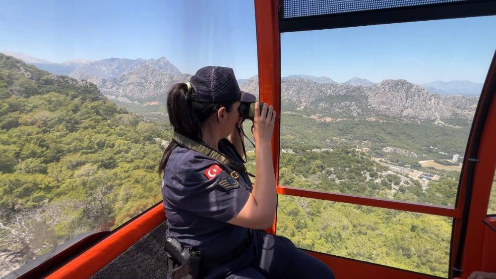 ANTALYA’DA JANDARMA ORMAN DENETİMLERİNİ SIKLAŞTIRDI