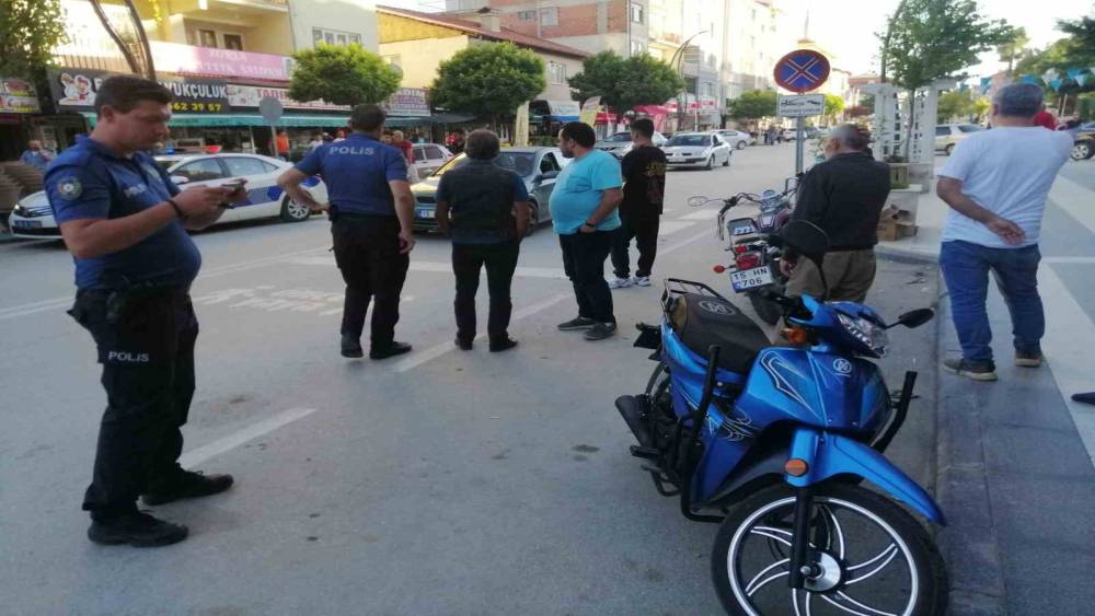 Burdur’da motosikletin çarptığı çocuk yaralandı