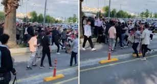 PENDİK'TE İMAMOĞLU'NUN MİTİNGİNDEN AYRILAN GENÇLERE SALDIRI