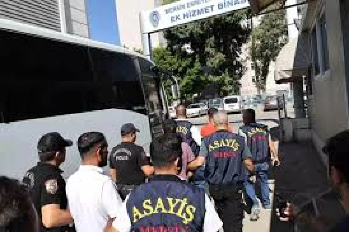MERSİN'DE 16 MİLYONLUK SOYGUNUN ŞÜPELİLERİ YAKALANDI