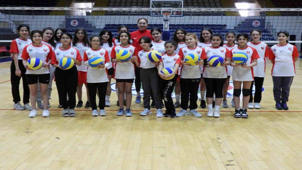 Kepez’in yaz spor okulları kayıtları başladı