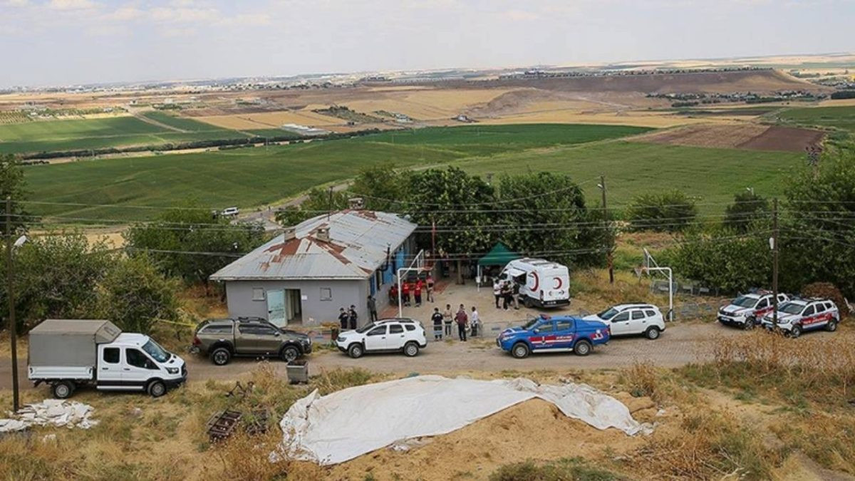 TELEFONUNDAN UYGUNSUZ GÖRÜNTÜLER Mİ ÇIKTI? TAVŞANTEPE MAHALLESİ İMAMINA SORUŞTURMA