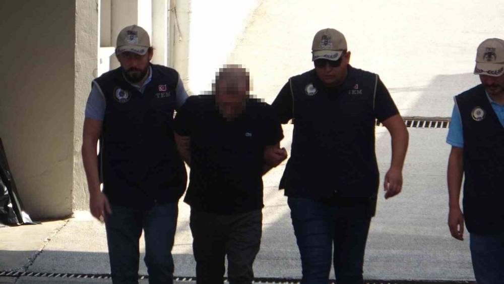 (DÜZELTME) FETÖ’NÜN SÖZDE MÜTEVELLİ HEYETİ ÜYESİ, KAPISI PENCERESİ KAPALI ÇİFTLİK EVİNDE YAKALANDI