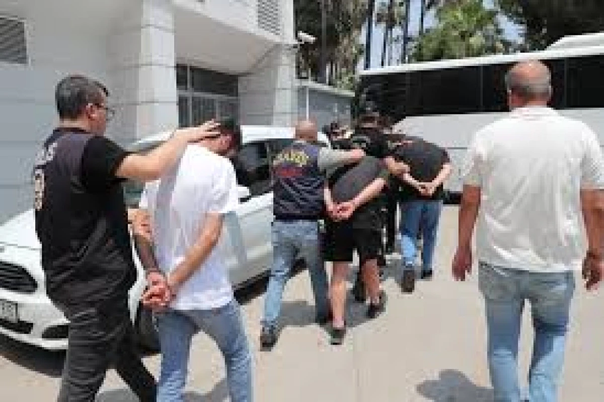 Mersin'de Restoranda Müzik Kavgası: 10 Kişi Tutuklandı