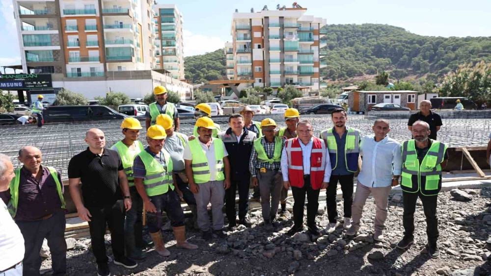 KUMLUCA ATATÜRK STADYUMU’NUN TEMELİ TÖRENLE ATILDI