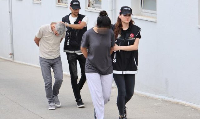 SEVGİLİSİYLE UYUŞTURUCU SEVKİYATI YAPAN ŞÜPHELİDEN İNANILMAZ SAVUNMA: “PARKTA GÜNEŞLENİRKEN UCUZ DİYE TOPLU ALDIM”