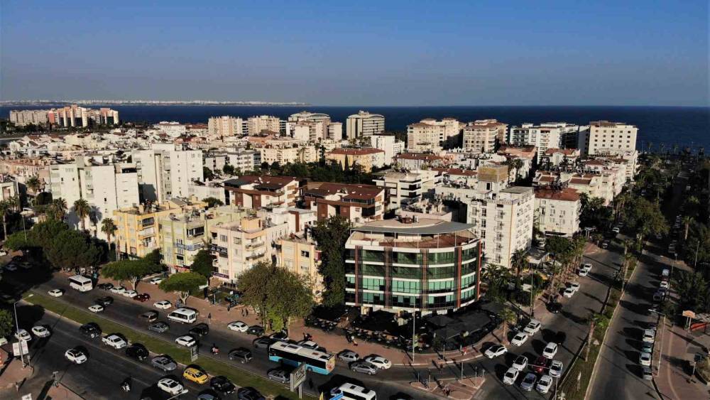 ANTALYA’DAN 80 DAİRE ALAN YABANCI, DAİRELERİ OTEL GİBİ İŞLETMİŞ