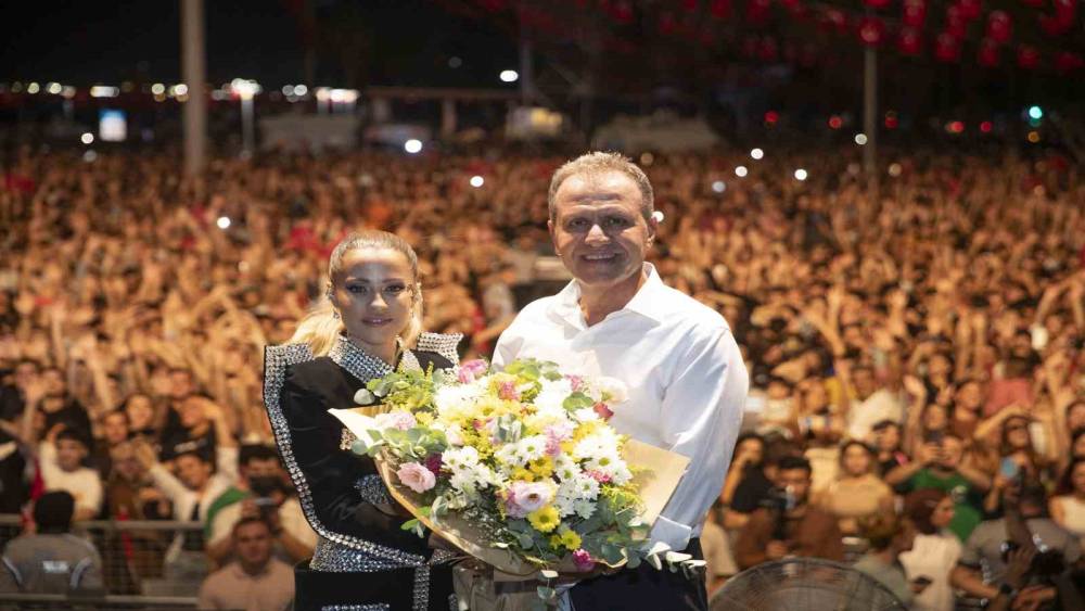 MERSİN’DE 30 AĞUSTOS COŞKUSU