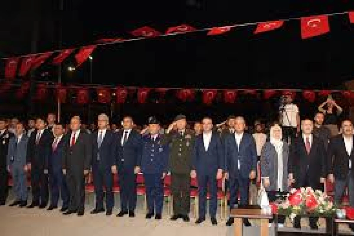 ADANA DA HAİN DARBE GİRİŞİMİNİN 9. YIL DÖNÜMÜNDE '15 TEMMUZ DEMOKRASİ VE BİRLİK GÜNÜ' NÖBETİ TUTULDU.