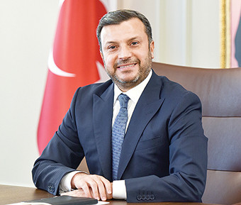 AK PARTİ ADANA’DA FATİH MEHMET KOCAİSPİR,ANTALYA’DA HAKAN TÜTÜNCÜ DEDİ