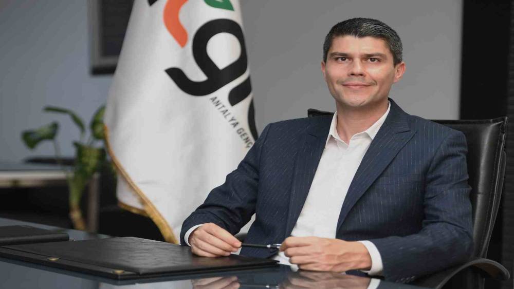 ANTGİAD Başkanı Osman Sert: "Metro talebi Antalya gündemine girmelidir"