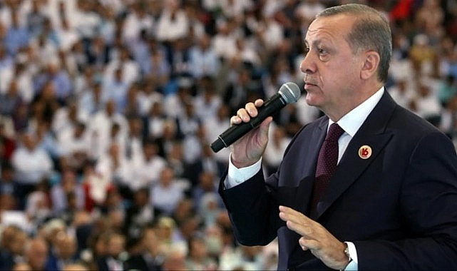 BUGÜN AK PARTİ'YE KİMLER KATILACAK? GÖZLERİN ÇEVRİLDİĞİ İSİMLER YAVAŞ YAVAŞ RENK VERMEYE BAŞLADI