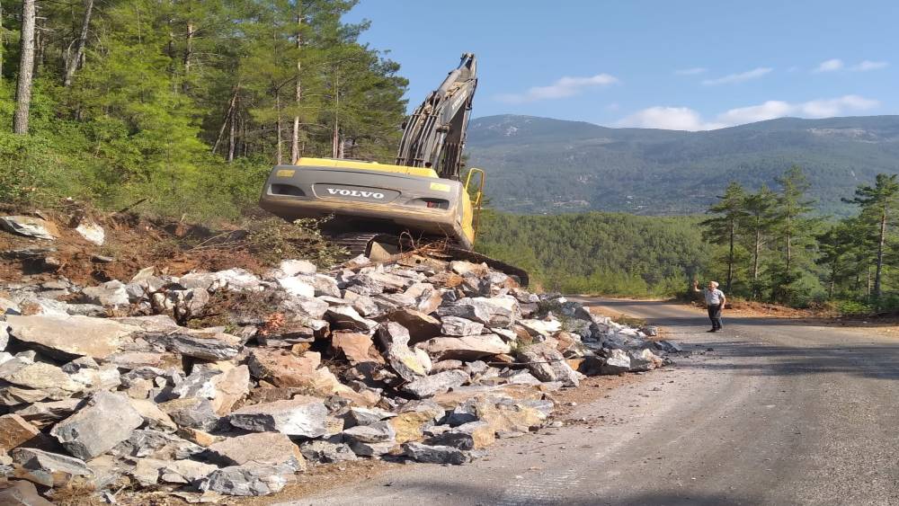 ALANYA’DA YAYLA YOLLARINA BAKIM ONARIM