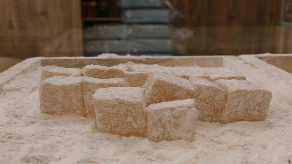 YAYLADAĞI LOKUMU 60 YILDIR ÜRETİLİYOR
