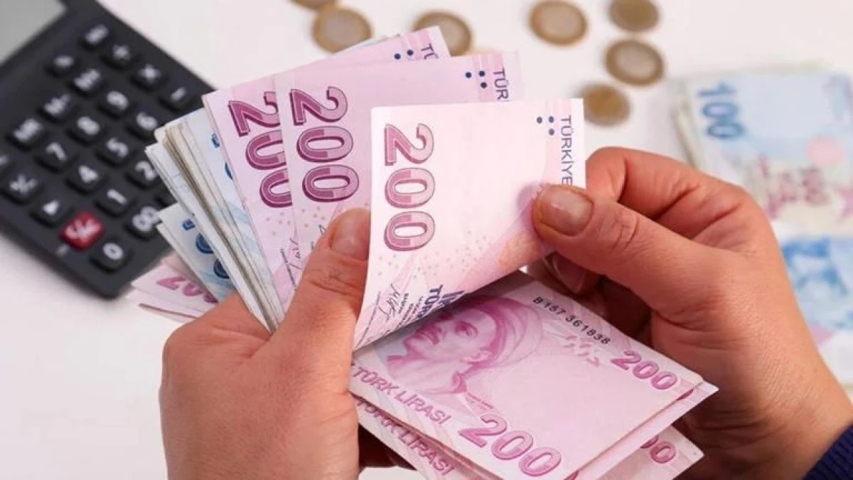 MEMURLARDAN SONRA GÖZLER ASGARİ ÜCRETTE! ZAM İÇİN İLK İPUCU GELDİ