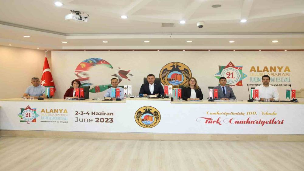 21. ALANYA ULUSLARARASI TURİZM VE SANAT FESTİVALİ ÜNLÜLER GEÇİDİNE SAHNE OLACAK