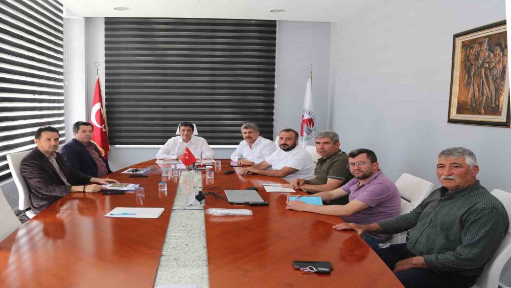 Döşemealtı’na 76 kilometre kanalizasyon şebeke hattı