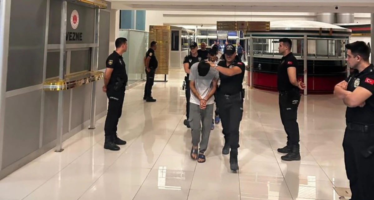 Hatay'da İnşaat İşçileri ile Vatandaşlar Arasında Kavga: 4 Tutuklama