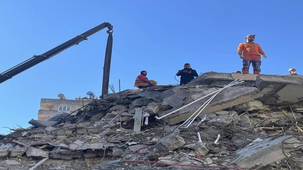 Depremde enkazdan yaralı olarak çıkarılmıştı hayatını kaybetti
