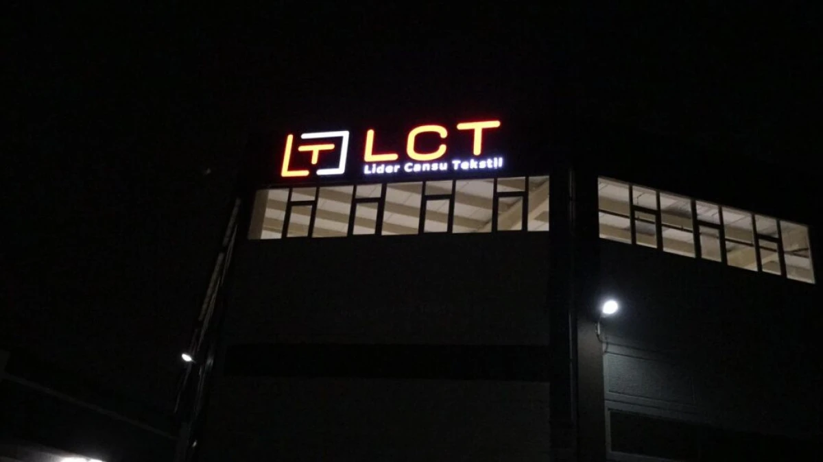 TÜRKİYE'NİN İKİ TEKSTİL DEVİ İFLAS ETTİ