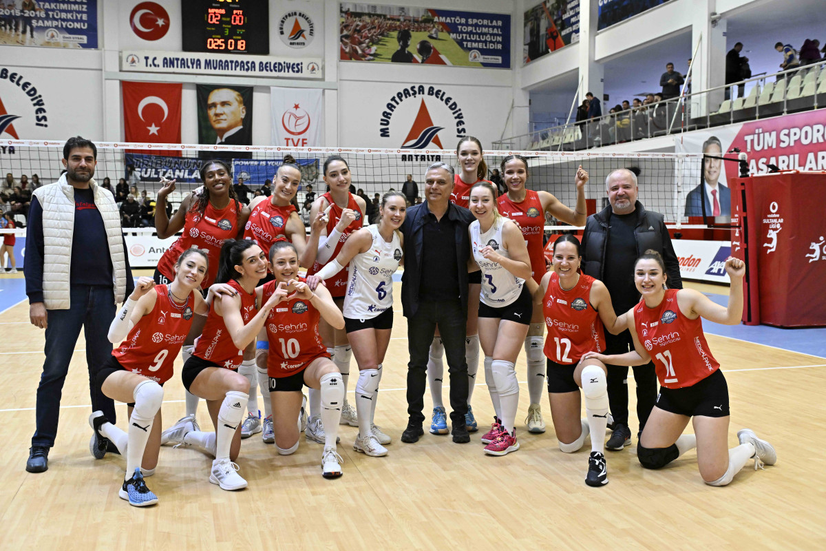 MURATPAŞA'NIN SULTANLARI GALİBİYET SEVİNCİNİ BİRLİKTE YAŞADI