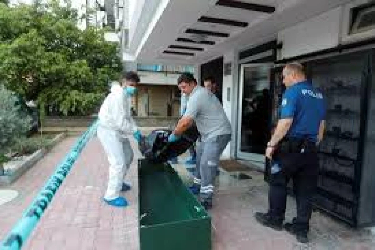 Antalya'da Transseksüel Kadın Cinayeti: Şüpheliler Gözaltında