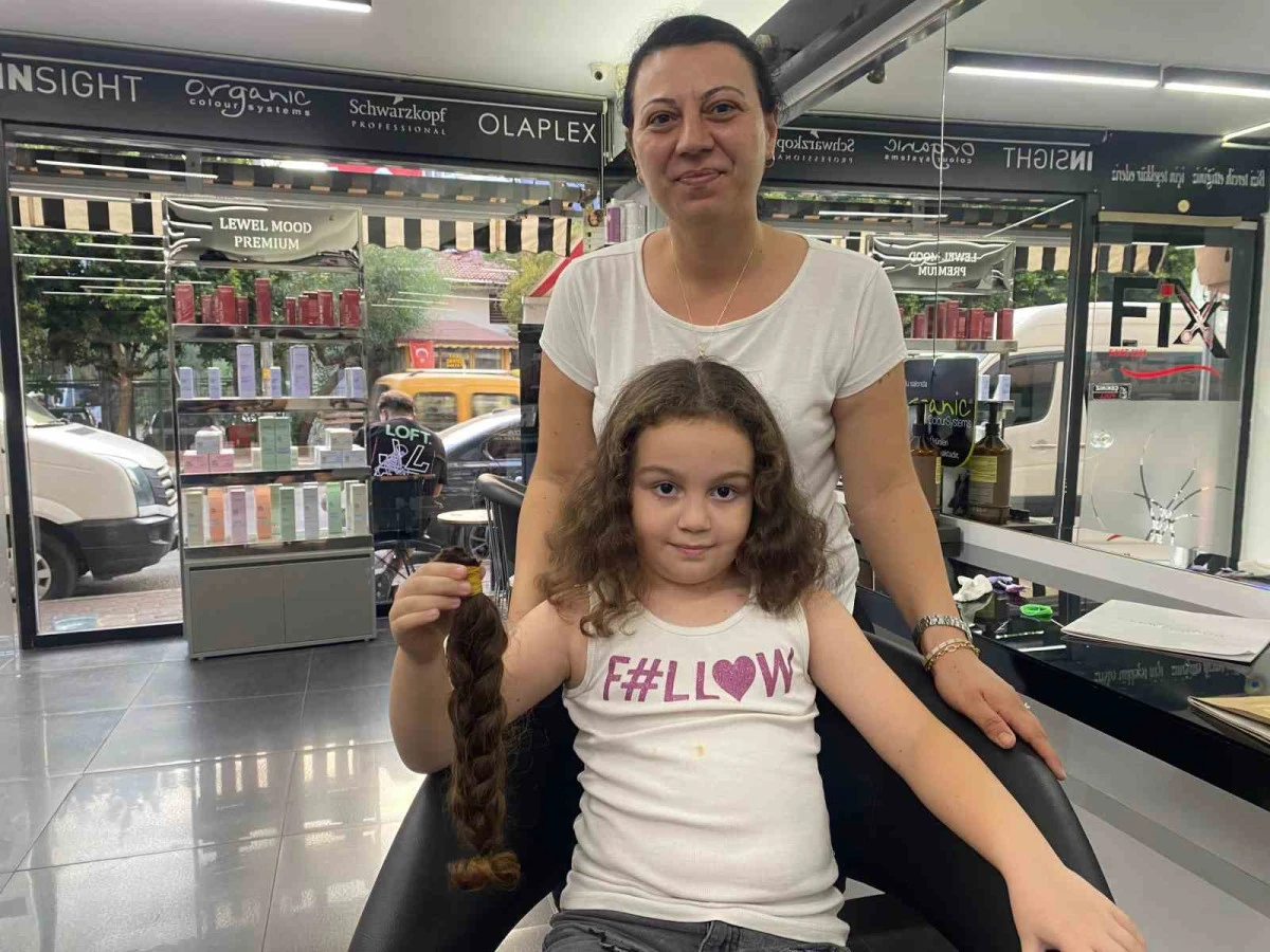 Küçük Asel'den Örnek Davranış: 5 Yıl Uzattığı Saçlarını Bağışladı