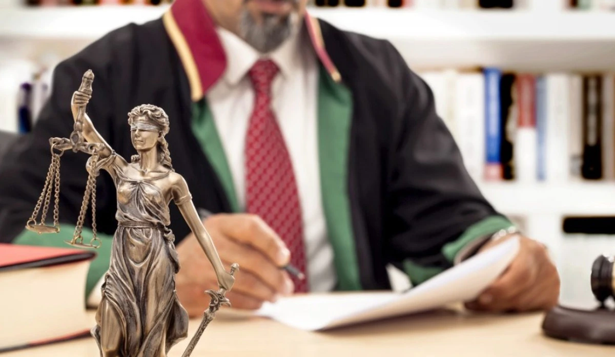 CEZAEVİNE UYUŞTURUCU SOKAN AVUKATA 46 YIL HAPİS İSTEMİ