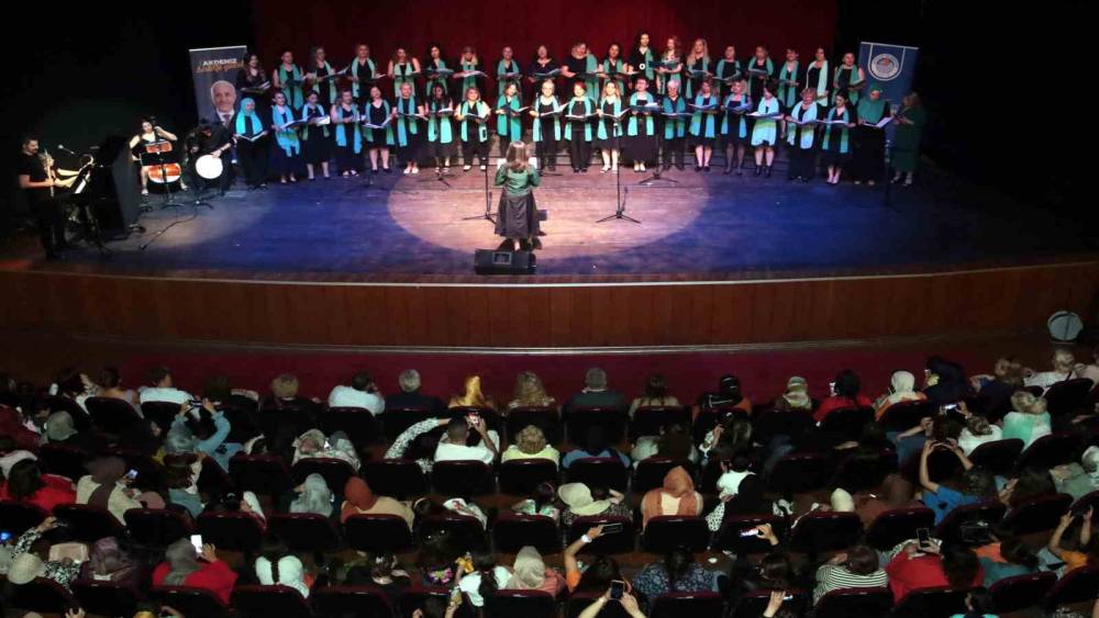 Akdeniz’de ’Anneler Gününe’ özel konser
