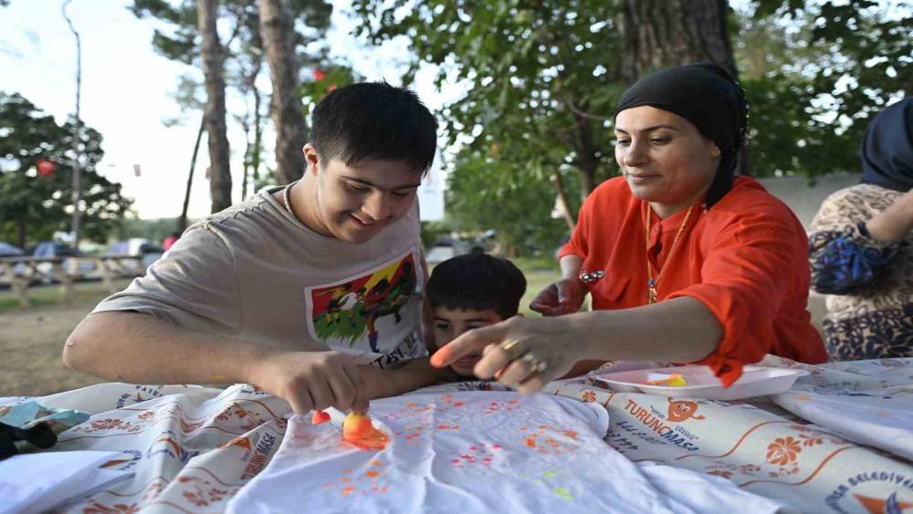 Engelli çocuklar Zeytinpark’ta kampta