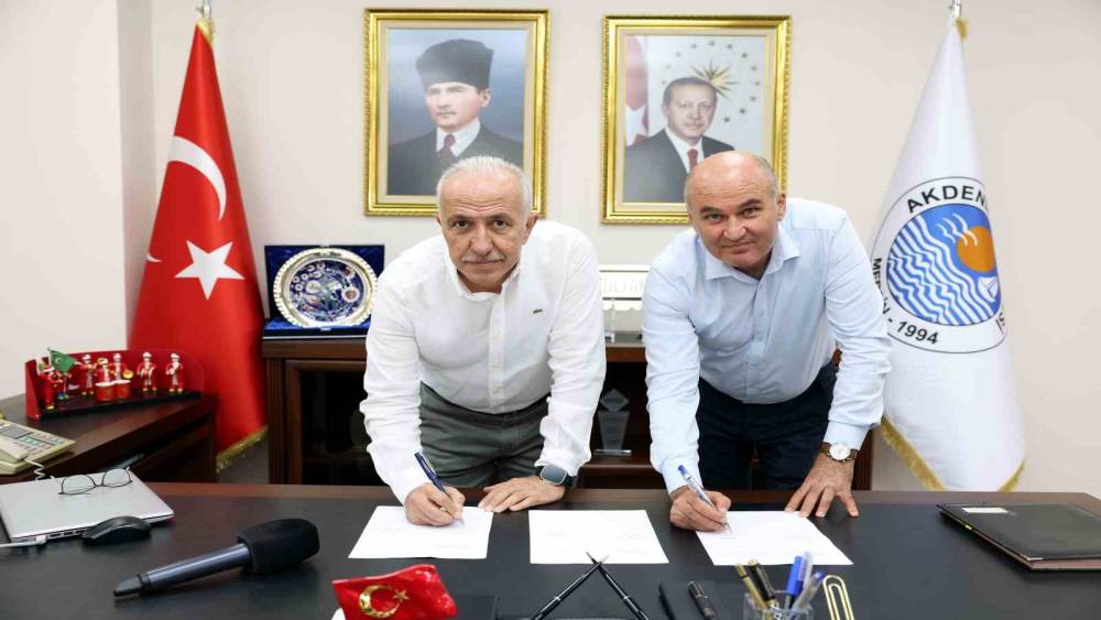 AKDENİZ BELEDİYESİ İLE ALATA BAHÇE KÜLTÜRLERİ ENSTİTÜSÜ ARASINDA PROTOKOL İMZALANDI