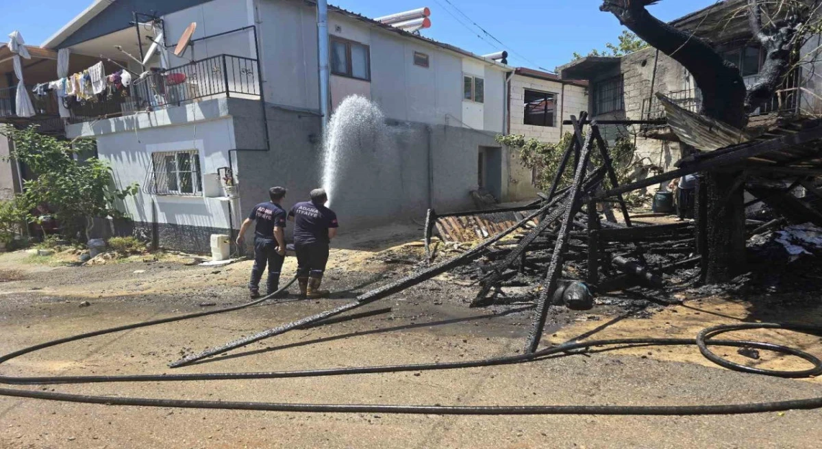 ÇARDAK YANGINI MAHALLELİYİ KORKUTTU