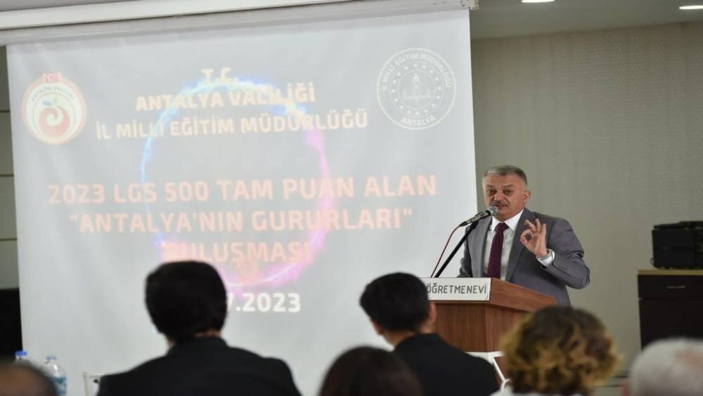 VALİ YAZICI:"ANTALYA’NIN LGS’DE GİDEREK ARTAN BİR BAŞARI GRAFİĞİ VAR"