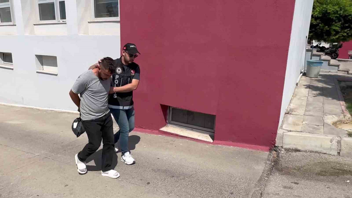 ADANA'DA 32 UYUŞTURUCU SATICISI TUTUKLANDI