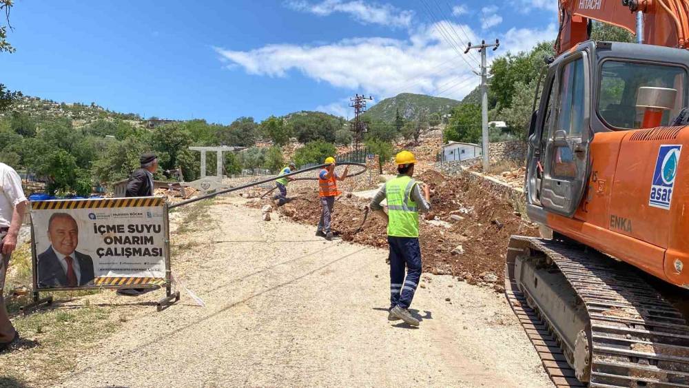 KAŞ AKLAR’IN İÇME SUYU SORUNU ÇÖZÜLÜYOR