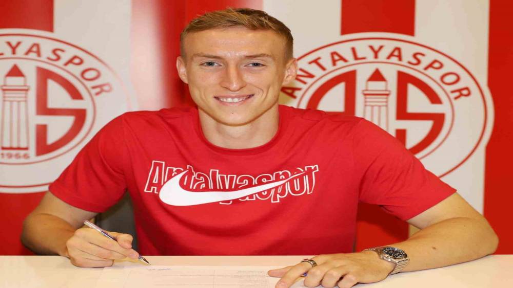 ANTALYASPOR, ADAM BUKSA’YI TRANSFER ETTİ