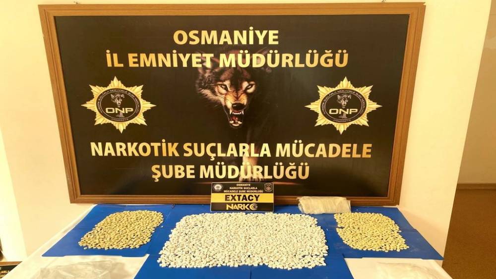 4 BİNDEN FAZLA UYUŞTURUCU HAPLA YAKALANAN ŞÜPHELİ TUTUKLANDI