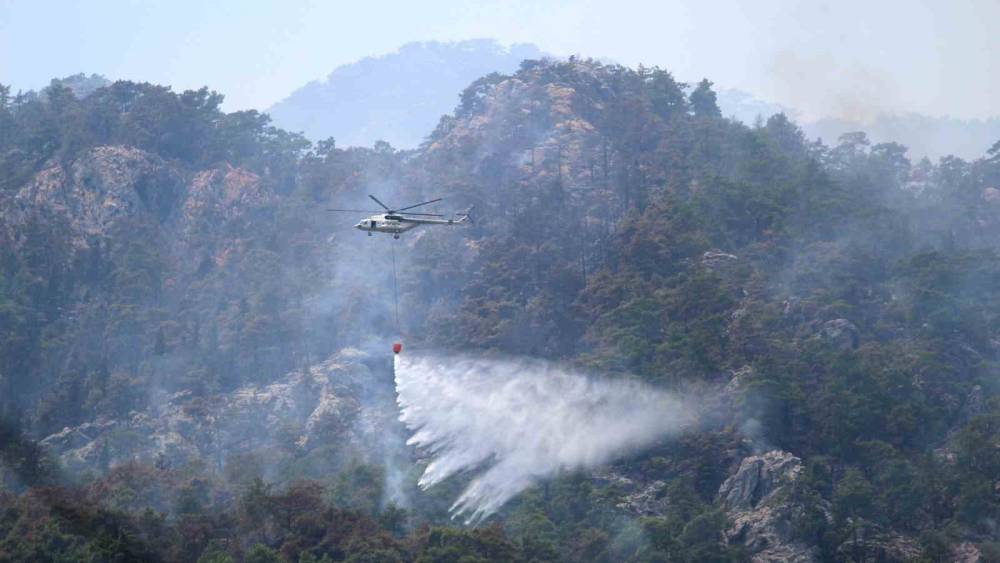 ANTALYA KEMER’DEKİ ORMAN YANGINI 4. GÜNÜNDE DEVAM EDİYOR