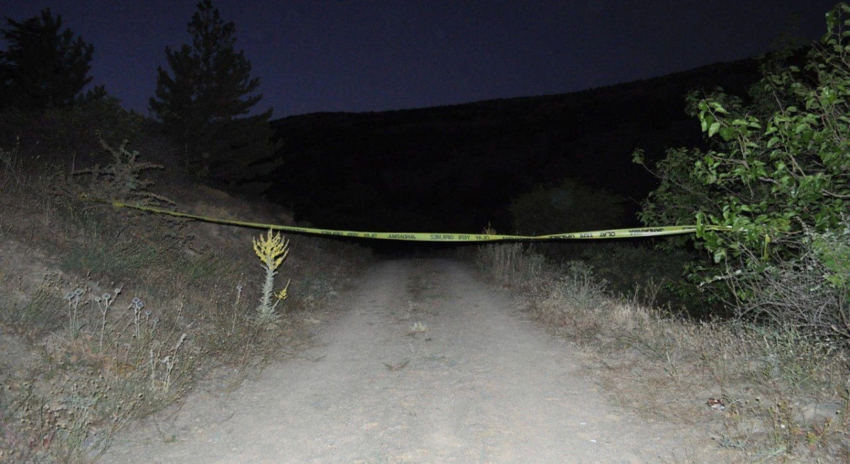ÇALINTI ARAÇLA KAÇARKEN "DUR" IHTARINA UYMADI, JANDARMAYA ATEŞ EDIP HAYATINA SON VERDI