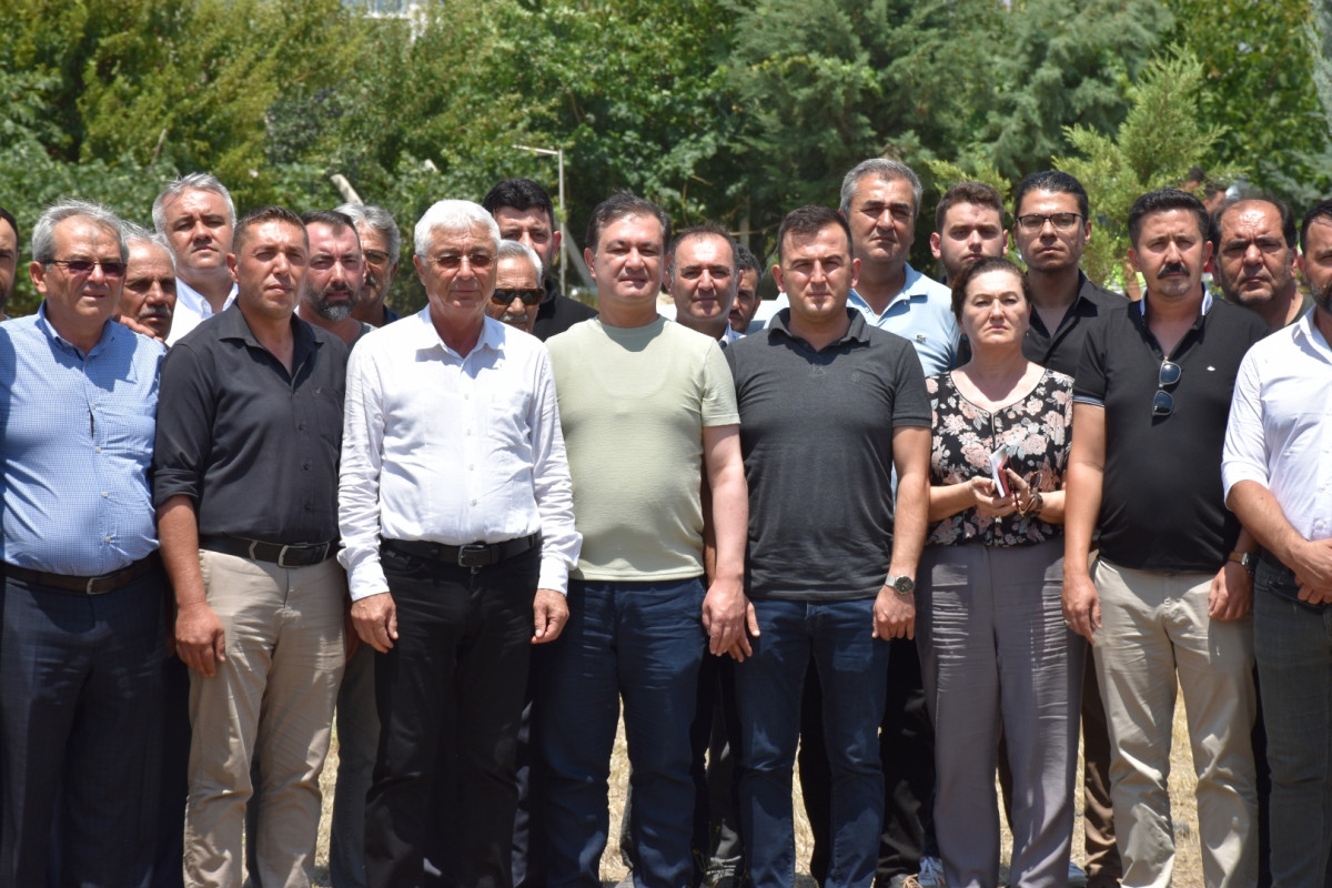 ELMALI KÖYLÜMÜZÜN YANINDAYIZ
