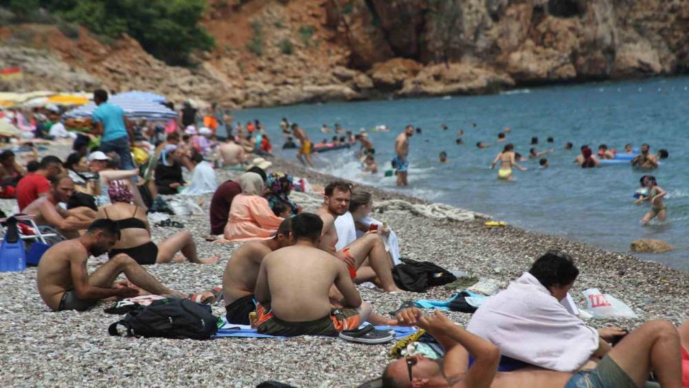 TYT’DEN ÇIKAN SOLUĞU DENİZDE ALDI