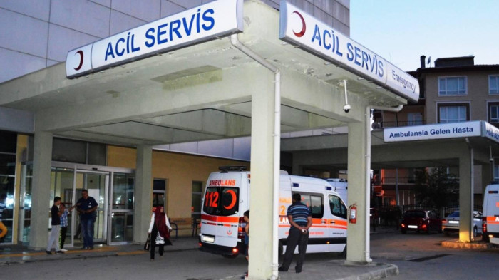 BALKONDA UYUYAN GENÇ KIZ, DUYDUĞU SES ÜZERİNE FENALAŞARAK HAYATINI KAYBETTİ