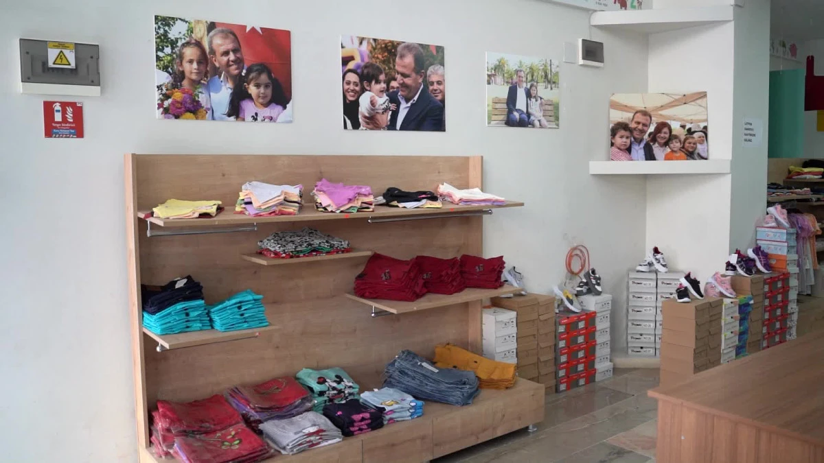 Mersin Büyükşehir Belediyesi'nin Kıyafet Evi'nden 22 bin çocuk faydalandı